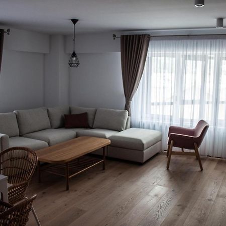 Eurocomfort Apartments Piatra Neamţ Екстериор снимка