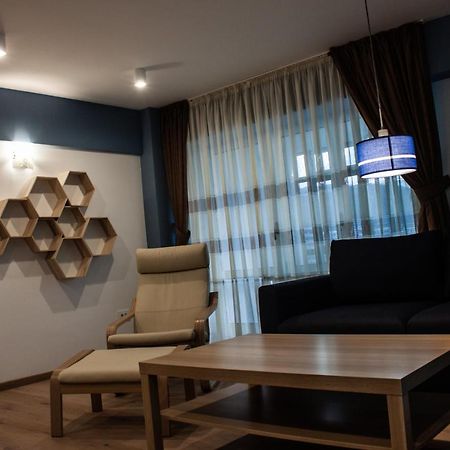 Eurocomfort Apartments Piatra Neamţ Екстериор снимка
