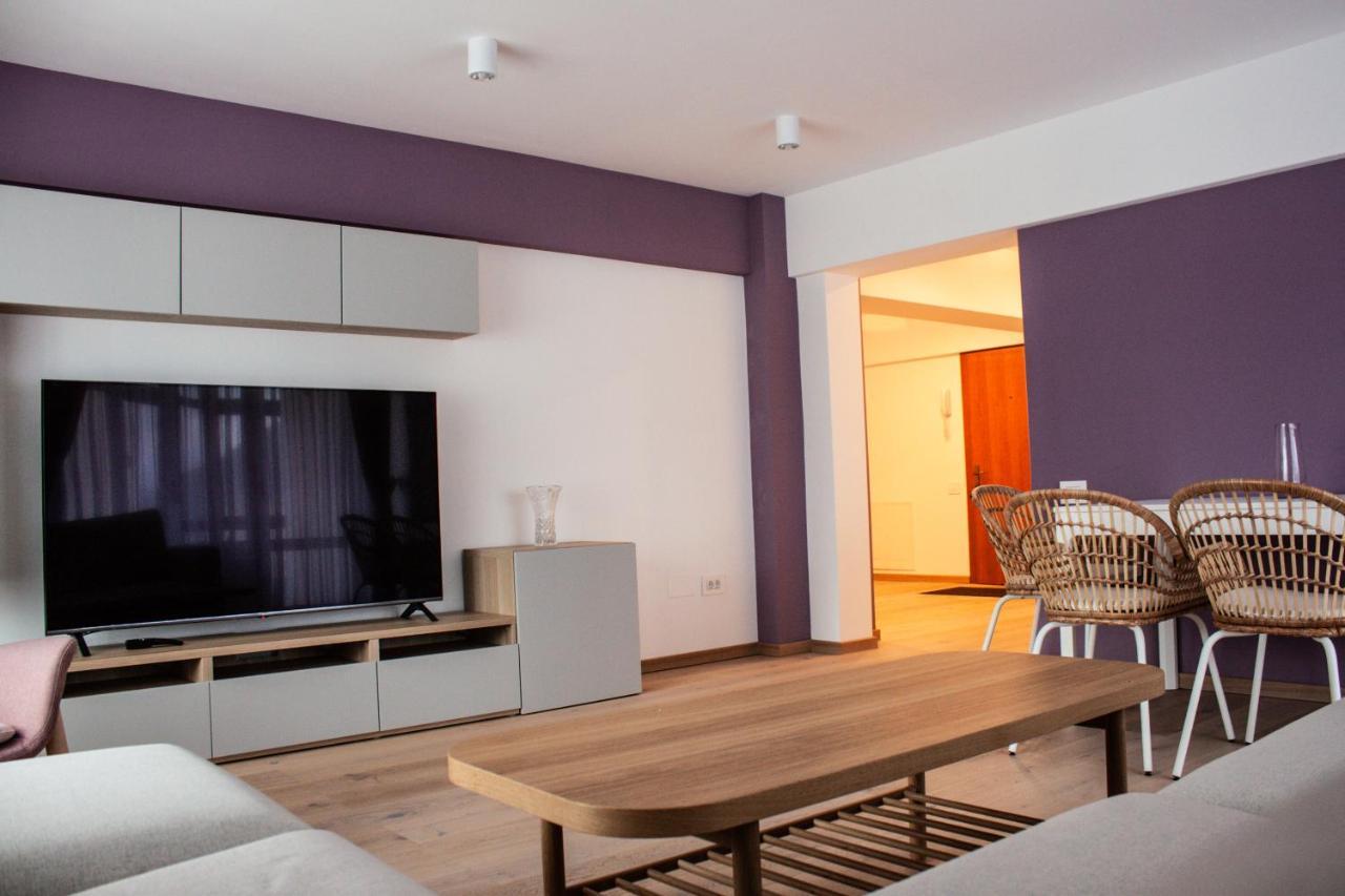 Eurocomfort Apartments Piatra Neamţ Екстериор снимка