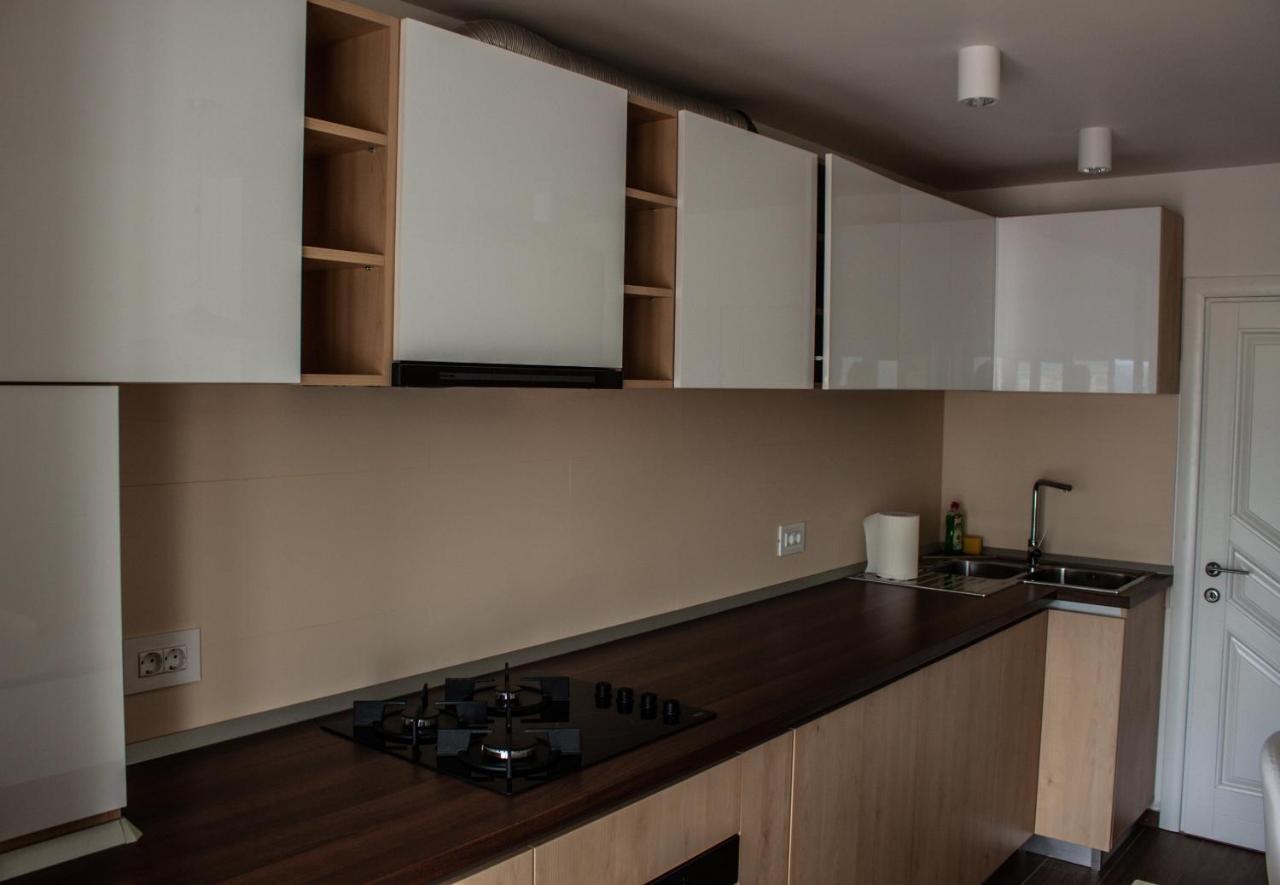 Eurocomfort Apartments Piatra Neamţ Екстериор снимка