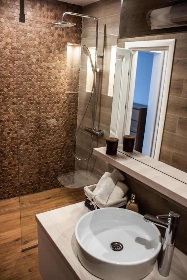Eurocomfort Apartments Piatra Neamţ Екстериор снимка