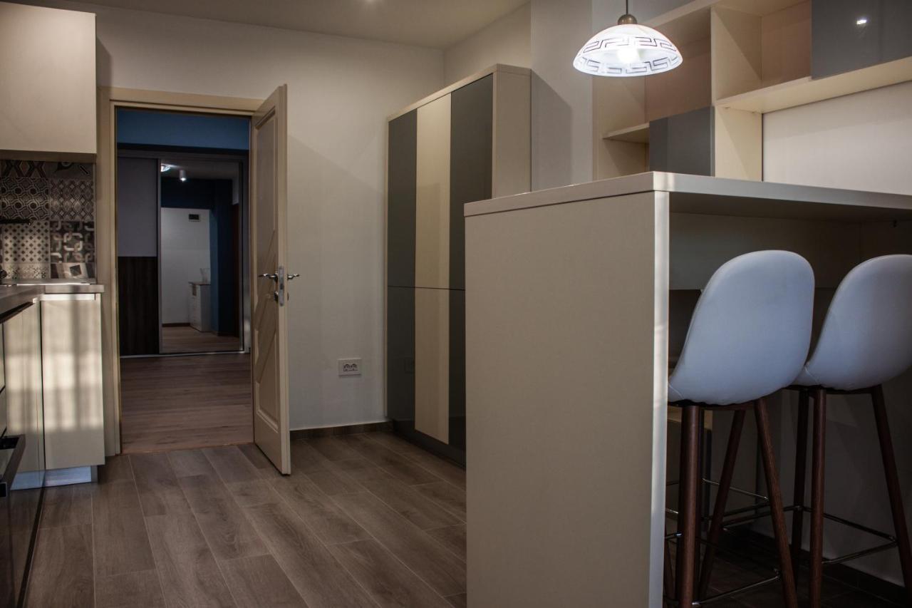 Eurocomfort Apartments Piatra Neamţ Екстериор снимка